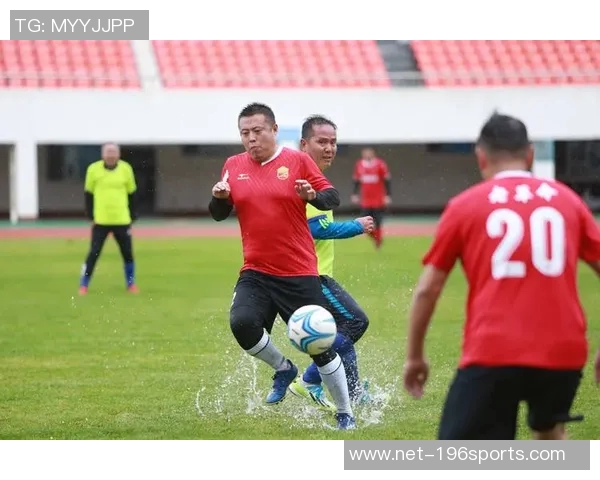 呼和浩特足球比赛精彩纷呈各队争夺冠军荣耀激烈对抗引发热烈关注