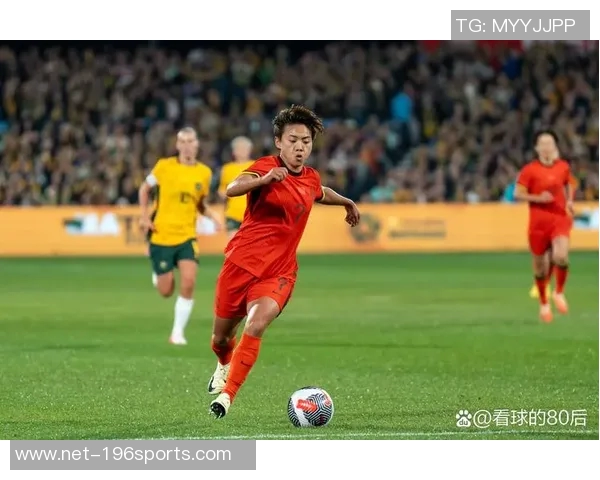 足球女神的崛起与挑战：她们如何改变这项运动的未来与形象